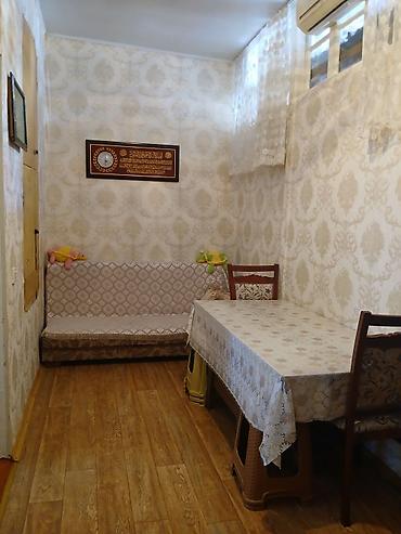 şirvanda ucuz kiraye evler: Kirayə üçün 1 otaqlı mənzil (studiyaya yaxın plan). - Otaq: geniş — 2