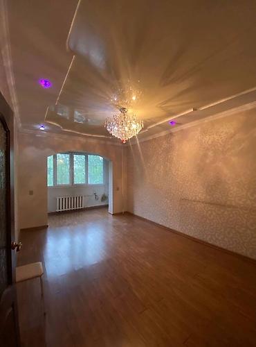 3 комнаты, 65 м², 5 мкр 106 серия, 3 этаж, Косметический ремонт at lalafo.kg 3 комнаты, 65 м², 5 мкр 106 серия, 3 этаж, Косметический ремонт