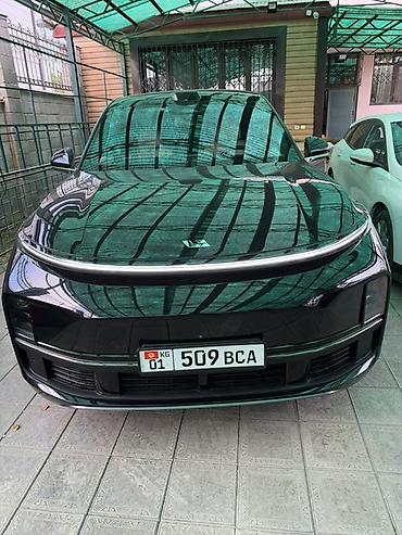 Lixiang: Lixiang L9: 2023 г., Автомат, Электромобиль, Кроссовер — 1