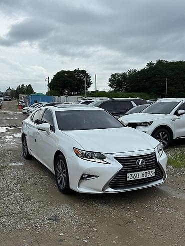 Lexus: Lexus ES: 2017 г., 2.5 л, Вариатор, Гибрид, Седан — 3