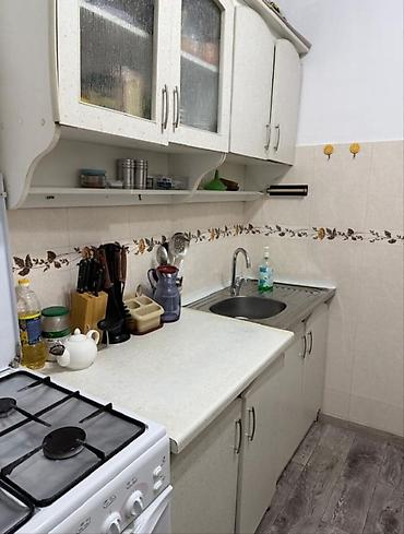 osh flat: 3 комнаты, 62 м², Карпинка 105 серия, 2 этаж, Косметический ремонт — 1