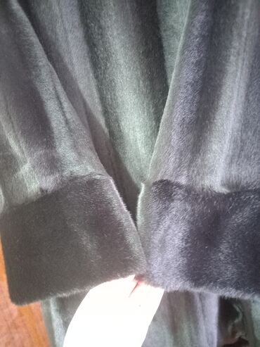 Kurtkalar: Təzə 48 raz şuba 300 man.Dəri pencək S raz.25 man.zərli biserli — 9