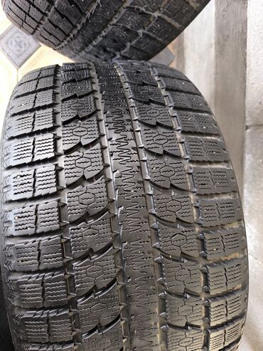 Шины: Шины 315 / 35 / R 20, Зима, Б/у, Комплект, Легковые, Япония, Toyo