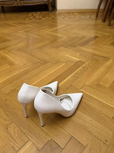 klassik ayaqqabi: Tuflilər, Ölçü: 37, rəng - Ağ, İşlənmiş — 2