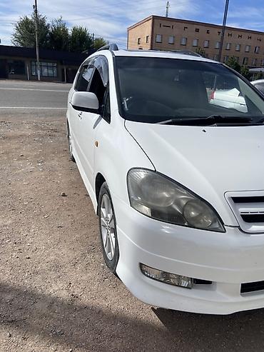 Toyota: Toyota Ipsum: 2002 г., 2.4 л, Автомат, Газ, Минивэн — 3