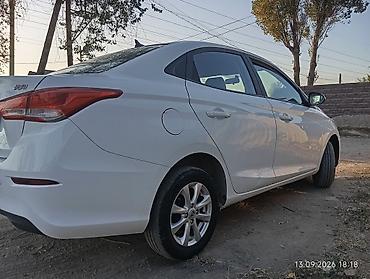byd e2 2025: Changan Eado: 2021 г., 1.5 л, Автомат, Бензин, Седан — 7