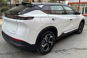 changan cs: Dongfeng AX7: 2026 г., 2.1 л, Автомат, Электромобиль, Кроссовер — 3