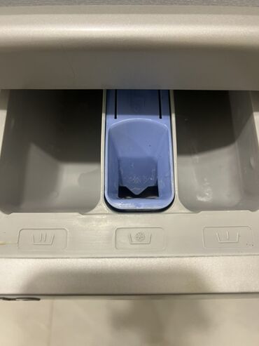 Paltaryuyan maşınlar: LG paltaryuyan maşın – 6 kq İdeal vəziyətdədir. Çürüyü pası yoxdu — 10