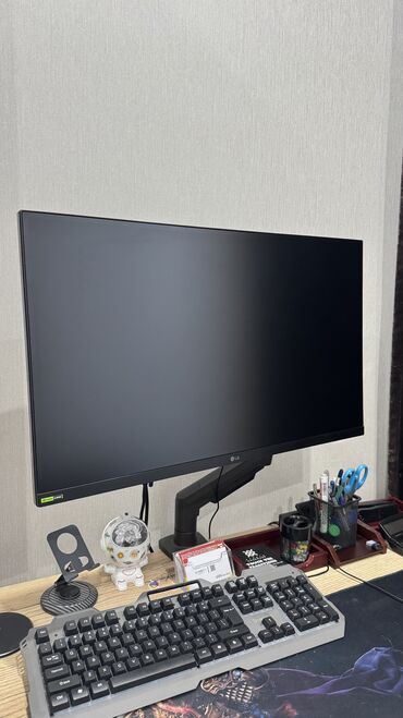 кабель rca: Монитор, LG, Б/у, 27" - 28"