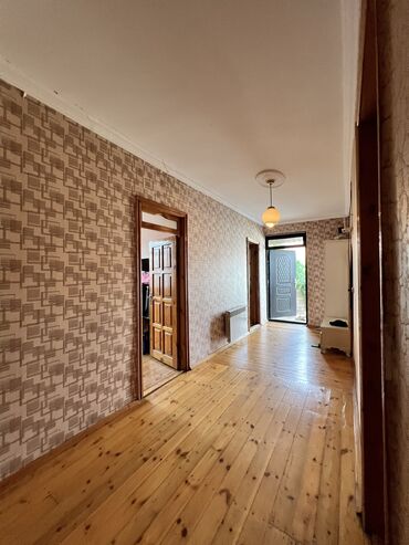 Həyət evləri və villaların satışı: Binəqədi qəs. 4 otaqlı, 100 kv. m, Orta təmir — 9