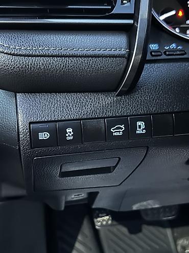 Унаа: Toyota Camry: 2020 г., 2.5 л, Автомат, Бензин, Седан — 10
