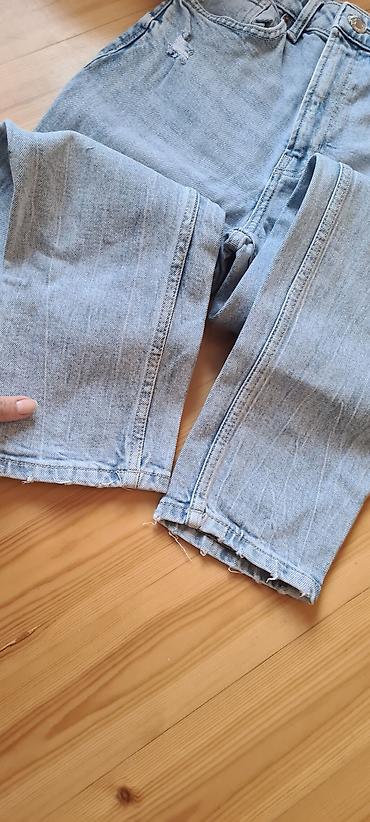 Cinslər: Bershka “Mom Slim” cins şalvar - Rəng: açıq mavi (light wash) denim - — 5