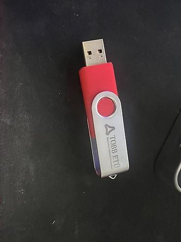 flash: USB flash yaddaş – TOBB ETÜ loqolu - Korpus: qırmızı silikon gövdə — 4