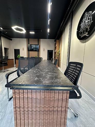 zaqatala is elanlari 2026: İcarəyə verilir 1 otaqlı ofis 80 m², İnşaatçılar m. 200 AZN/ay 1 — 3