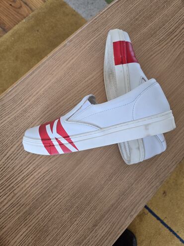 Куртки: Новая куртка мужскаяни разу не одевалитолько примеряли,этикетки — 7