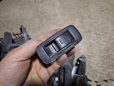 Датчики, сенсоры, предохранители: Продаю разное кнопки от разных машин — 8