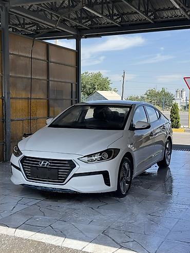 byd e6: Hyundai Elantra: 2019 г., 1.6 л, Автомат, Гибрид, Седан — 2