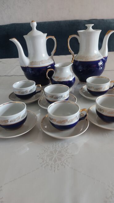 посуды бу: Продаю кофейный сервиз период СССР с двумя чайниками на 6 персон, в