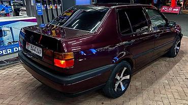 volkswagen vento 1998: Volkswagen Vento: 1993 г., 1.8 л, Механика, Газ, Седан — 5