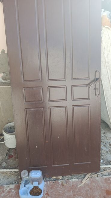 plastik qapi pencere qiymetleri: Taxta.60 azn