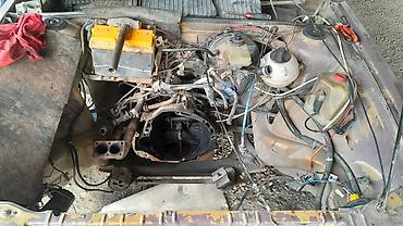 Volkswagen: Volkswagen Passat: 1982 г., 1.6 л, Механика, Бензин, Седан — 76