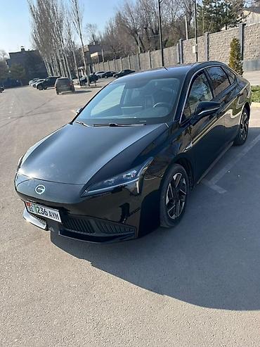 GAC: Aion S Plus — полностью электрический седан в чёрном цвете. Кузов и — 6
