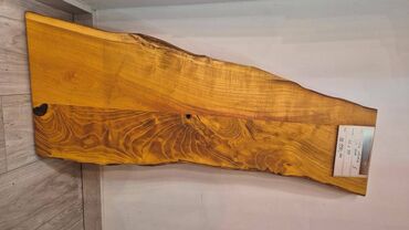 Stolovi: U ponudi imamo unikatne komade obrađen ploča od drveta: Hrast/Orah/Dud — 11