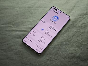 honor robot: Honor — 2