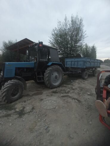 набор ключей для автомобиля б у: Сельскохозяйственный трактор МТЗ-82.1 синего цвета с кабиной. Техника
