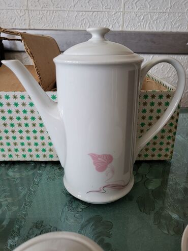 Kuhinjski setovi: Servis nov za kafu cehoslovacki iz 1980 do 92godine. Servis za 6 na lalafo.rs — 6 Kuhinjski setovi: Servis nov za kafu cehoslovacki iz 1980 do 92godine. Servis za 6 — 6