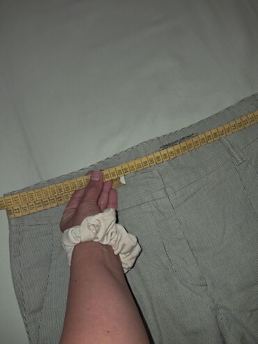 Pantalone: XL (EU 42), Normalan struk, Drugi kroj pantalona — 18