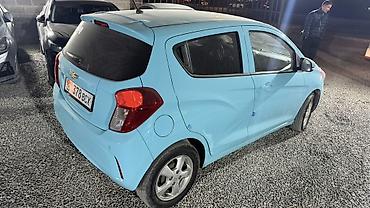 хэчбек: Chevrolet Spark: 2020 г., 1 л, Автомат, Бензин, Хэтчбэк — 4