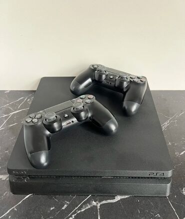 playstation 5 irşad: Продаю ps4 512 gb в хорошем состоянии+2 геймпад чехлы зарядка шнуры +4