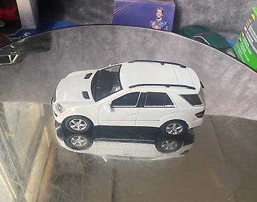 Avtomobil modelləri: Коллекционная модель Mercedes-Benz ML500 W164 white 2007 DeAgostini — 9