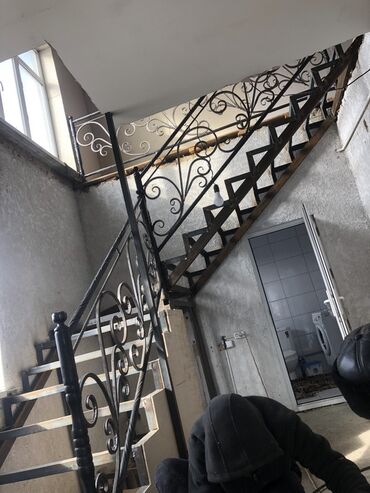 Изготовления каркасов: Металлический каркас лестницы, спроектированный для долговечности и — 4