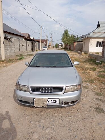 машина рассрочка алам: Audi A4: 1995 г., 1.8 л, Механика, Газ, Седан