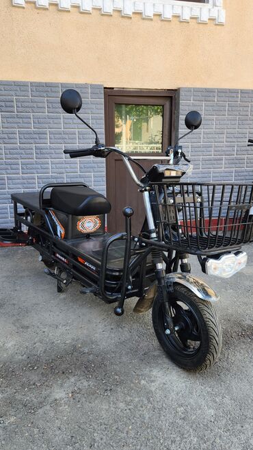 Другой электротранспорт: Электро скутер с большой грузовой платформой, груз до 400 кг. Мотор — 2