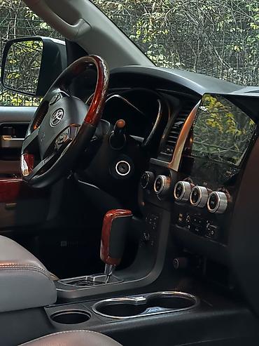 highlander platinum: Toyota Sequoia: 2018 г., Газ, Внедорожник — 3