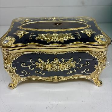 Другие товары для кухни: Два декоративных держателя для салфеток с цветочным орнаментом и at lalafo.kg — 7 Другие товары для кухни: Два декоративных держателя для салфеток с цветочным орнаментом и — 7