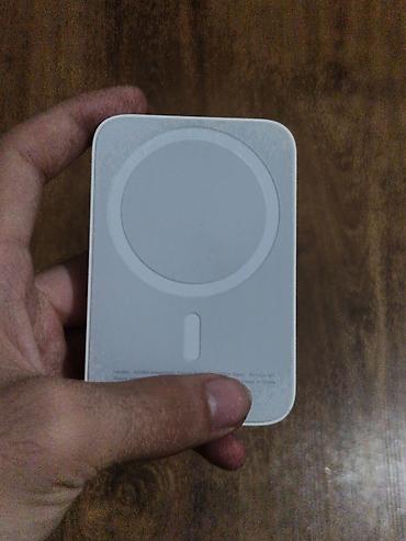 tablet iphone 2: A cllas bir madeldir arxasında yüngül ləkələr var Telefonu 2 dəfə — 1