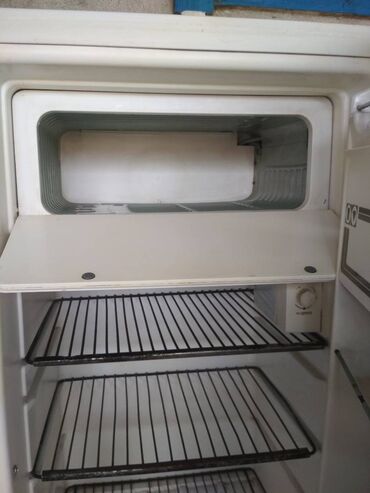 холодильник side by side: Холодильник Однокамерный