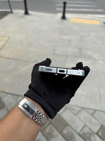 meta guest: Vertu 1 TB, rəng - Qara, İki sim kartlı — 9