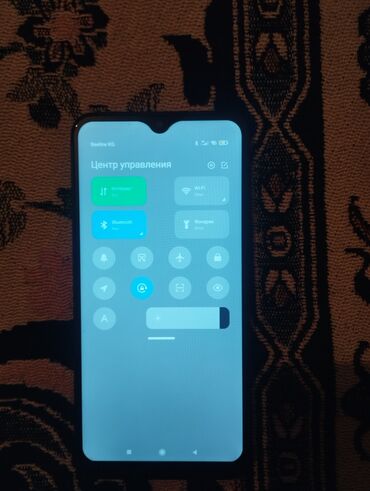 режим 13 с: Xiaomi, Mi 8, Б/у, 32 ГБ, цвет - Синий, 2 SIM