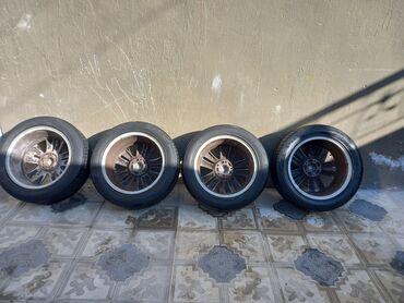 Disk təkərlər: İşlənmiş Disk təkər Renault 215 / 55 / R 17, 5 Boltlu