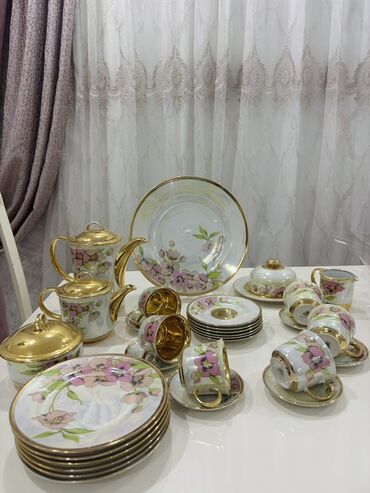 Mətbəx aksesuarları: Çay dəsti, Farfor