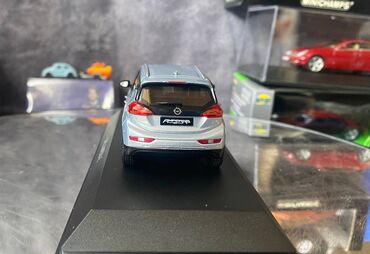 Avtomobil modelləri: Opel, 2018 il, 1:43, Dəmir, Ödənişli çatdırılma — 16