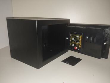 Seyflər: Təhlükəsizlik Seyfi – Elektron Parol və Açarla 📦 Ölçü: Hündürlük: 17 — 8