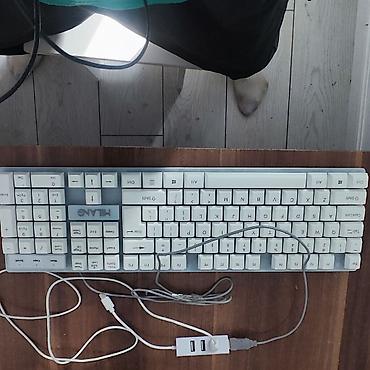 Аксессуары для ПК: Проводной набор для ПК: клавиатура + мышь + USB‑хаб - Полноразмерная — 1