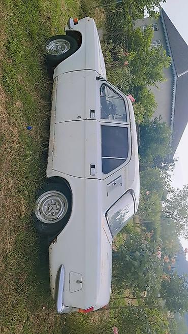 volga 2110: QAZ 24 Volga: 2.5 l | 450000 km Sedan — 2