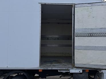 cdi: Грузовой фургон Mercedes‑Benz Sprinter 2003 2.7 CDI очень надежный — 5